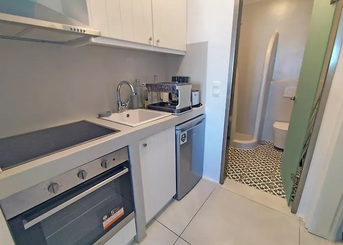 Naxos Town 1 Front *