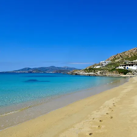 Naxos Town 1 Front דירה